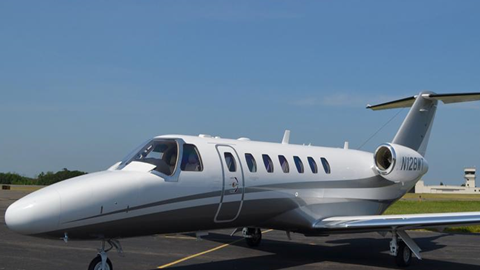 Private 『J』 Bombardier_Global_XRS__Exterio