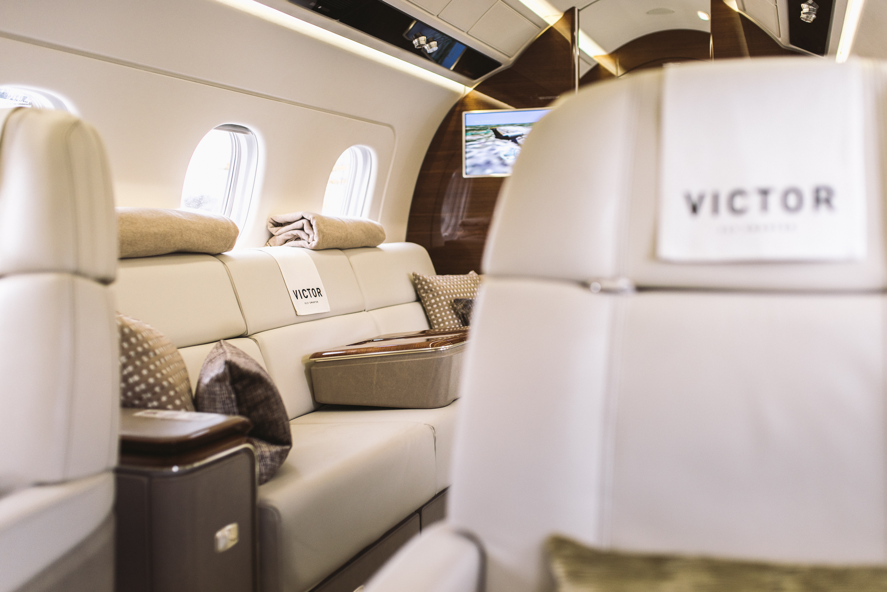 The Difference Between Booking a Seat and Chartering On-demand with Victor image