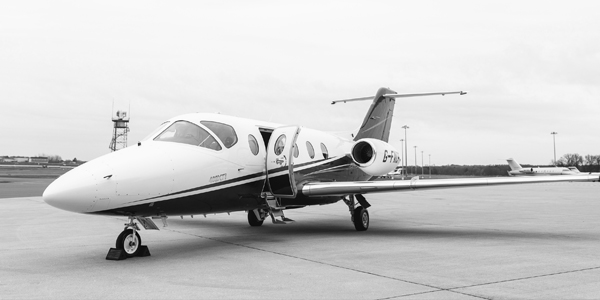 Nextant 400xti black & white