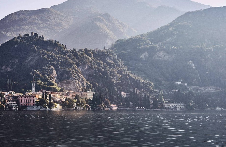 Lake como