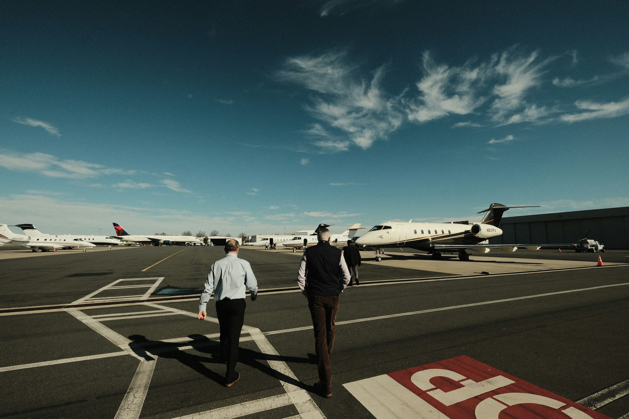 YOUR GUIDE TO PAYING FOR A VICTOR PRIVATE JET CHARTER image